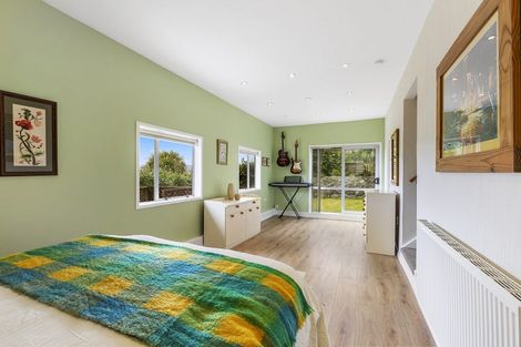 Photo of property in 85 Kahu Road, Paremata, Porirua, 5024