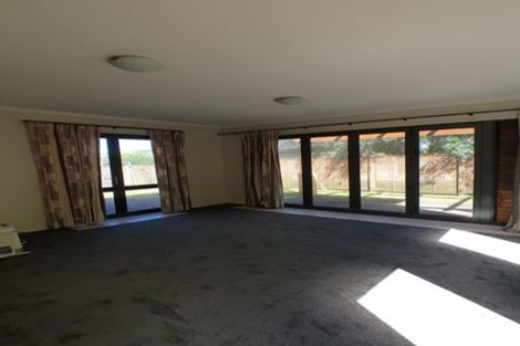 Photo of property in 1 Ashurst Lane, Greenhithe, Auckland, 0632