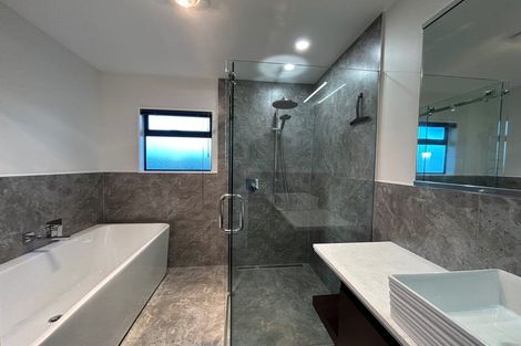 Photo of property in 37 Pukekura Place, Taradale, Napier, 4112