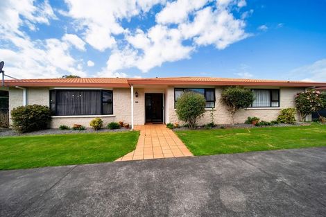 Photo of property in 351 High Street, Hawera, 4610