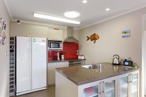 Photo of property in 29 Kapanui Road, Waikanae, 5036