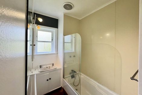 Photo of property in 39 Park Road, West End, Palmerston North, 4412