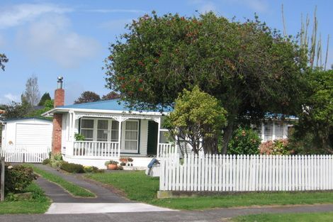 Photo of property in 22 Barbary Avenue, Kelston, Auckland, 0602
