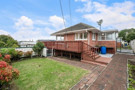 Photo of property in 1/36 Ocean View Road, Northcote, Auckland, 0627