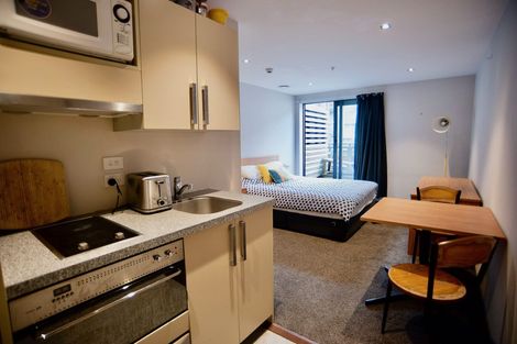 Photo of property in Dual Apartments, 108/142 Vivian Street, Te Aro, Wellington, 6011