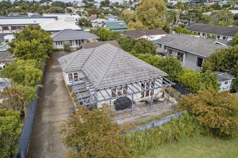 Photo of property in 7 Nelson Avenue, Northcote Point, Auckland, 0627
