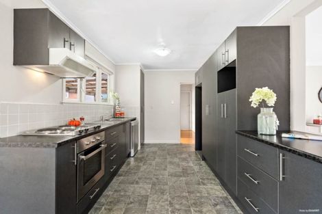 Photo of property in 8 Ranui Station Road, Ranui, Auckland, 0612