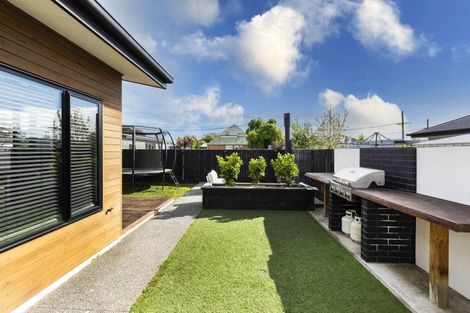 Photo of property in 131a Bower Avenue, New Brighton, Christchurch, 8083