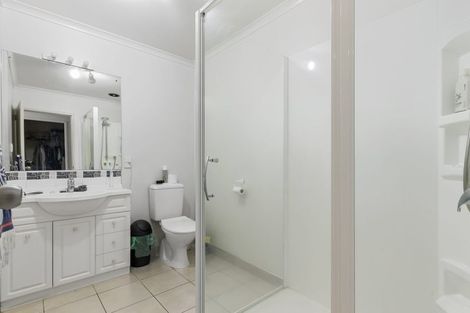 Photo of property in 8 Lime Crescent, Papakura, 2110