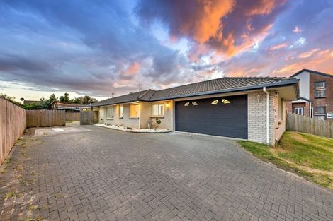 Photo of property in 31 Muirfield Street, Wattle Downs, Auckland, 2103
