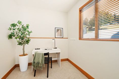 Photo of property in 10 Lismore Street, Wanaka, 9305