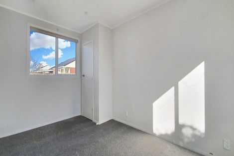 Photo of property in 28 Middlemore Crescent, Papatoetoe, Auckland, 2025