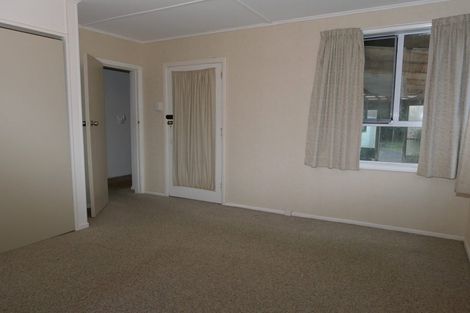 Photo of property in 27 Moana Street, Otaki Beach, Otaki, 5512