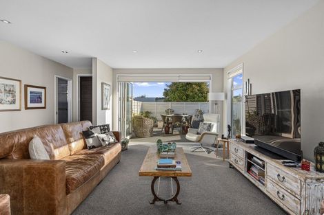 Photo of property in 16 Saint Pauls Drive, Brookfield, Tauranga, 3110