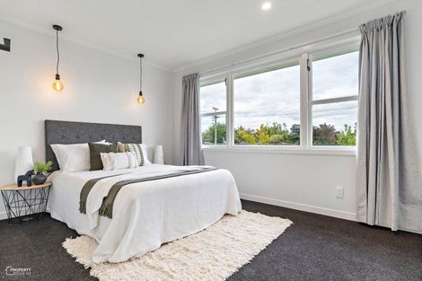 Photo of property in 2 Windsor Street, Solway, Masterton, 5810