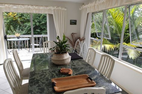 Photo of property in 17 Prestige Place, Castor Bay, Auckland, 0620