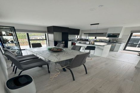 Photo of property in 7b Poruru Close, Papakura, 2110