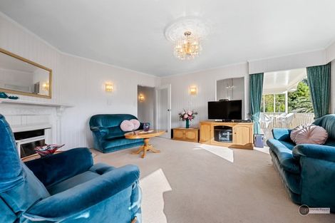 Photo of property in 33 James Grove, Stokes Valley, Lower Hutt, 5019