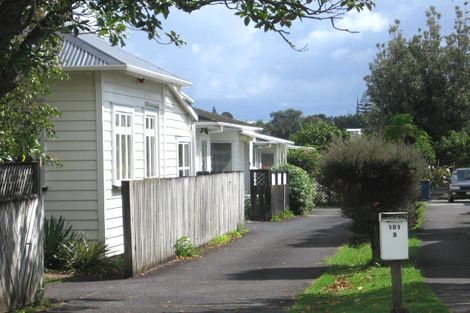 Photo of property in 1/103 Titirangi Road, New Lynn, Auckland, 0600