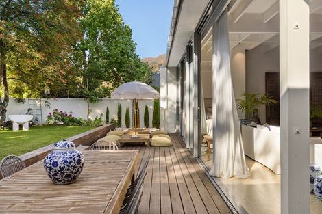 Photo of property in 52 Manse Road, Arrowtown, 9302