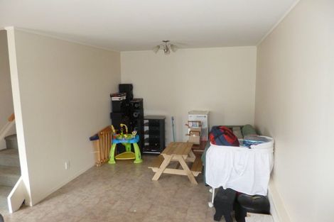 Photo of property in 2a Luxor Place, Massey, Auckland, 0614