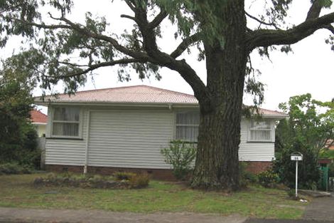 Photo of property in 16 Madison Place, Forrest Hill, Auckland, 0620