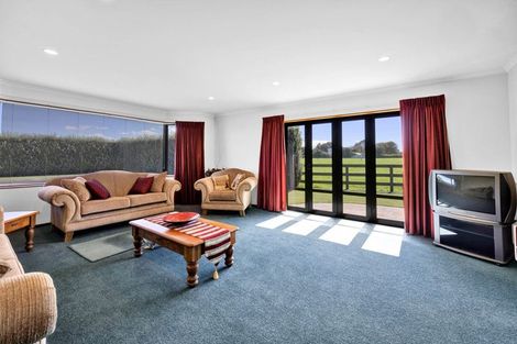 Photo of property in 268 Waihi Road, Hawera, 4673