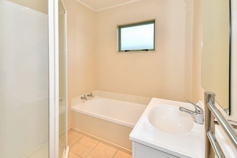 Photo of property in 6b Laurie Avenue, Papakura, 2110