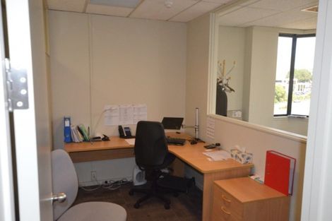 Photo of property in A/38 Whitaker Place, Grafton, Auckland, 1010