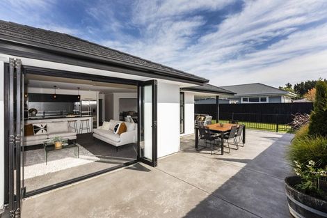 Photo of property in 47 Roys Street, Marshland, Christchurch, 8083