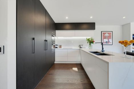 Photo of property in 50 Fendalton Road, Fendalton, Christchurch, 8014
