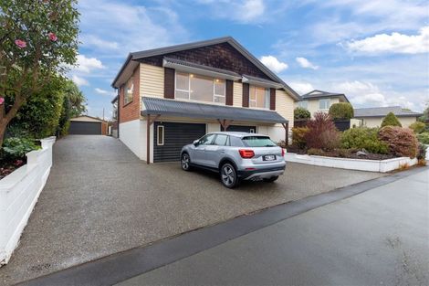 Photo of property in 24 Colina Street, Avonhead, Christchurch, 8042