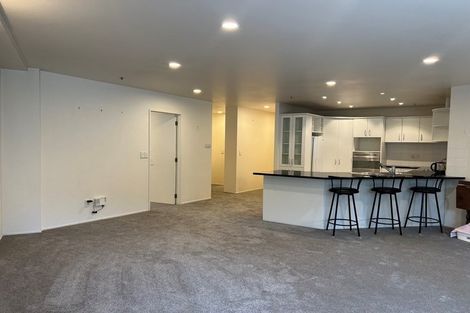 Photo of property in Mon Desir Apartments, 173 Hurstmere Road, Takapuna, Auckland, 0622