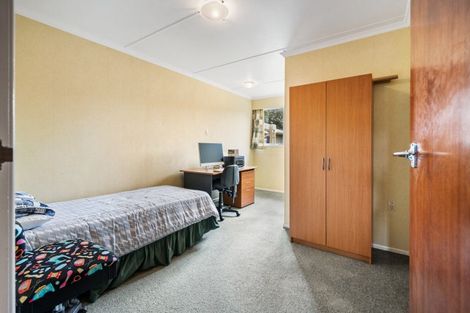 Photo of property in 11 Oxford Street, Marton, 4710