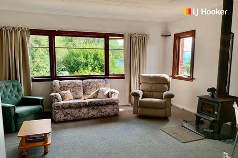 Photo of property in 1 Jane Street, Macandrew Bay, Dunedin, 9014