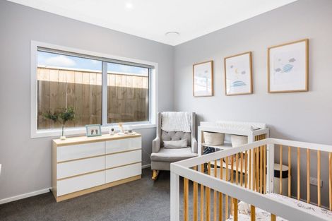 Photo of property in 65 Queen Charlotte Drive, Aotea, Porirua, 5024