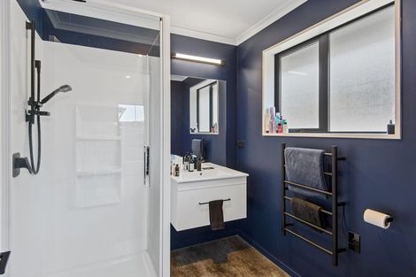 Photo of property in 11 Donne Street, Marshland, Christchurch, 8083