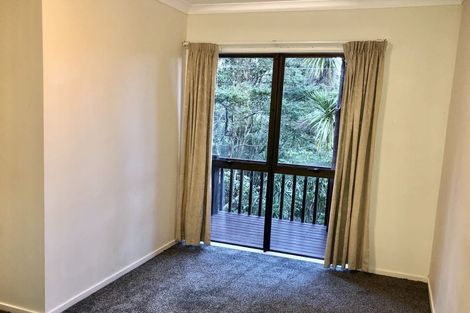 Photo of property in 52 Hiwihau Place, Glenfield, Auckland, 0629