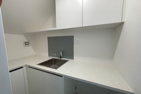 Photo of property in 36a Vodanovich Road, Te Atatu South, Auckland, 0610