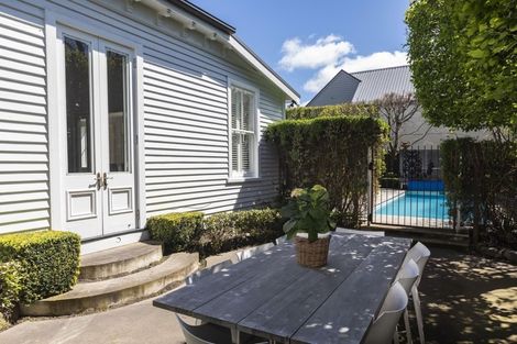 Photo of property in 17 Rastrick Street, Merivale, Christchurch, 8014