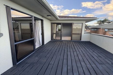 Photo of property in 2/36 Quebec Road, Milford, Auckland, 0620