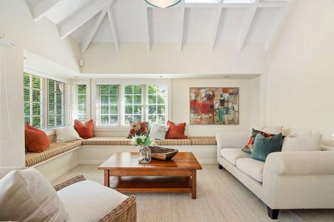 Photo of property in 7 Marine Terrace, Bayswater, Auckland, 0622