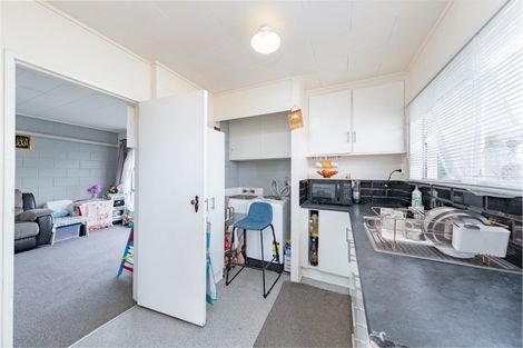 Photo of property in 2/781 Fergusson Drive, Elderslea, Upper Hutt, 5018