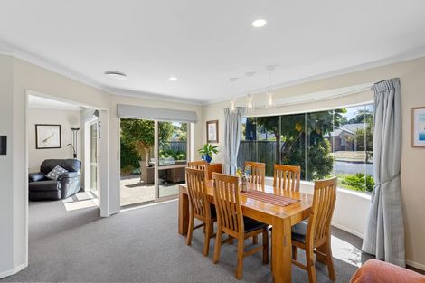 Photo of property in 106 Weggery Drive, Waikanae Beach, Waikanae, 5036