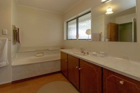 Photo of property in 151 Tait Drive, Greenmeadows, Napier, 4112