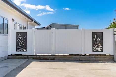 Photo of property in 5 Northcoast Place, Mangawhai Heads, Mangawhai, 0505