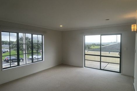 Photo of property in 459 Old Te Atatu Road, Te Atatu Peninsula, Auckland, 0610