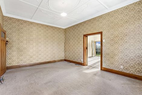 Photo of property in 26 Hargest Crescent, Saint Kilda, Dunedin, 9012