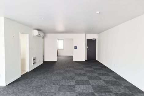 Photo of property in St James Courts, 3/77 Gloucester Street, Christchurch Central, Christchurch, 8013