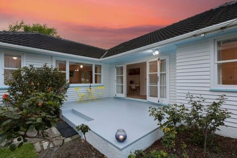 Photo of property in 165 Riverside Drive, Waiwhetu, Lower Hutt, 5010